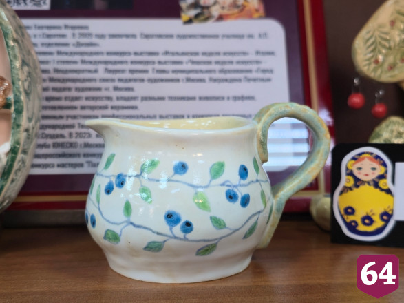 Мастерица создала «Саратовский дворик» и сувениры со смыслом из керамики